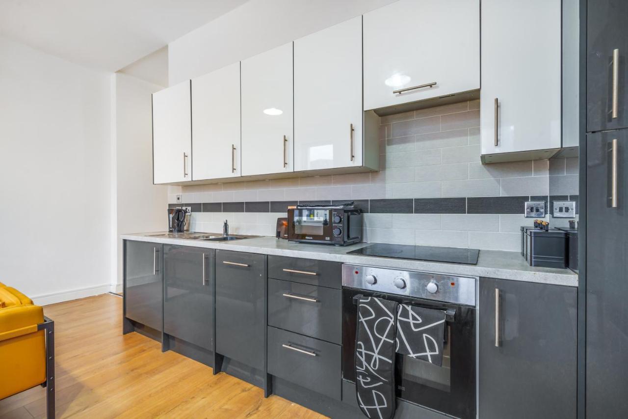 Spacious City Centre Apartment - Sleeps 8 Liverpool Exterior foto
